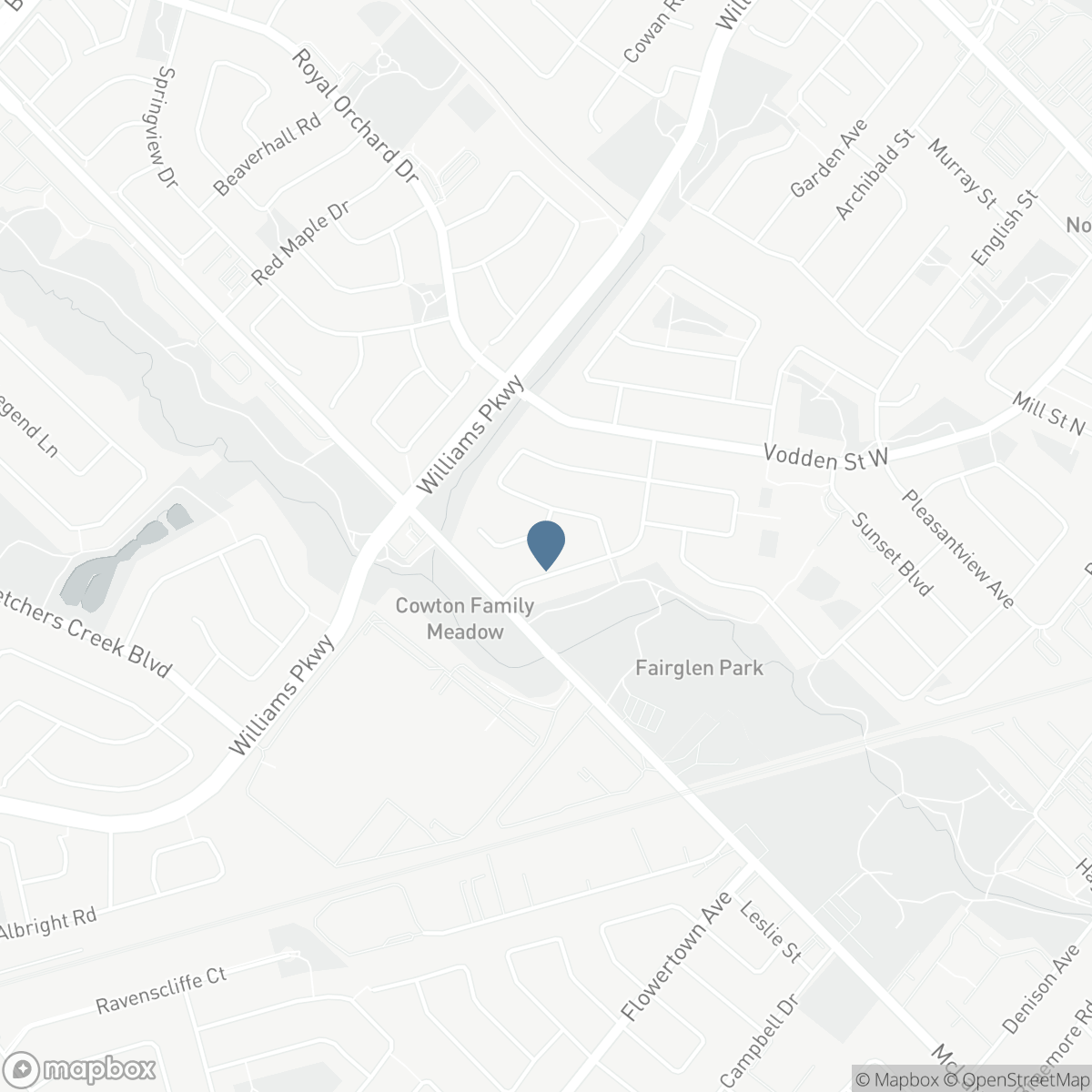 8 WILLOWCREST COURT, Brampton, Ontario L6X 3K9